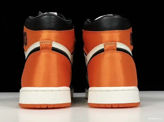 One Kick Satin Retro 1 Shattered Backboard Womens Jordan AV3725-010 Air 0706